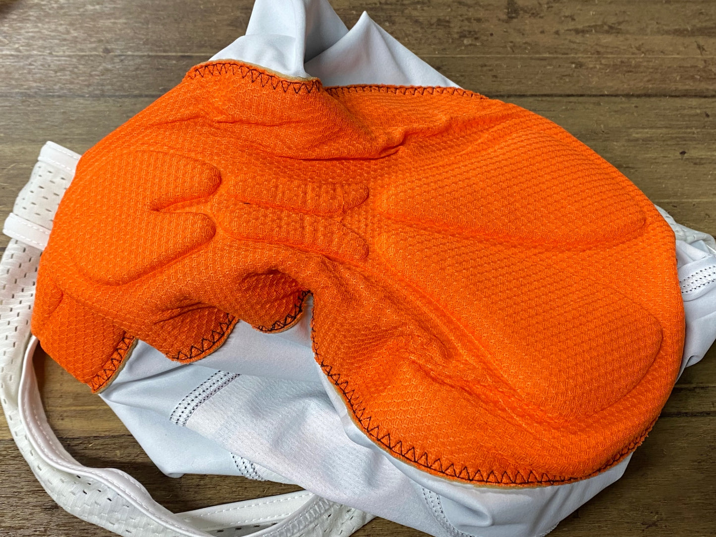 IT124 パンダーニ Pandani ビブショーツ 黒 S