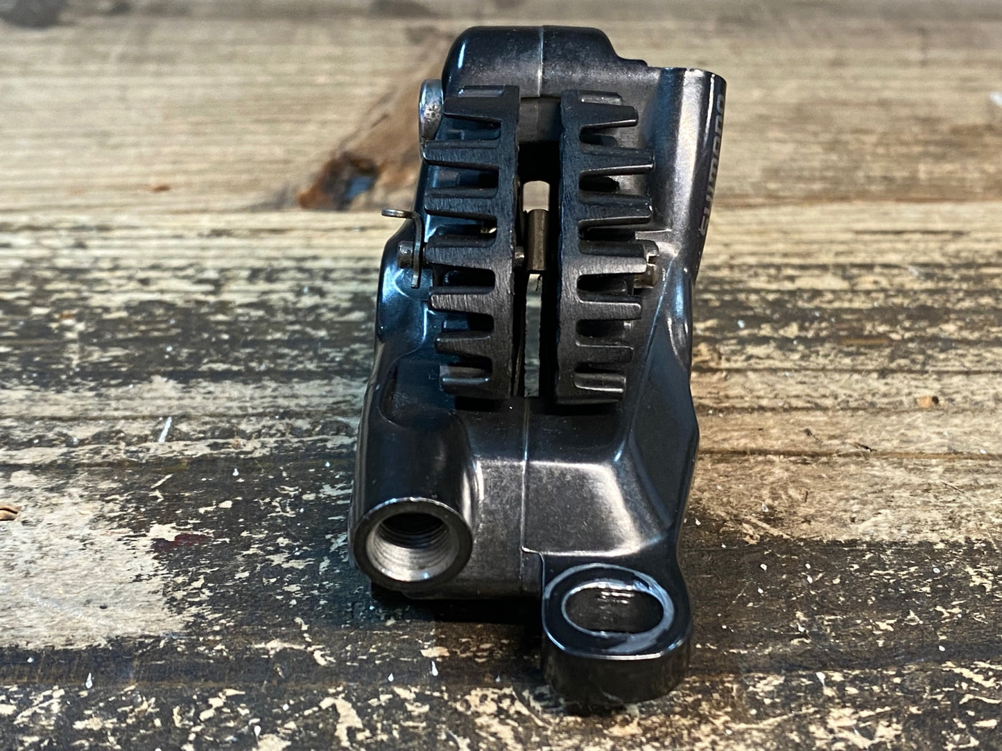 IK183 シマノ SHIMANO BR-RS785 油圧 ブレーキキャリパー 片側のみ