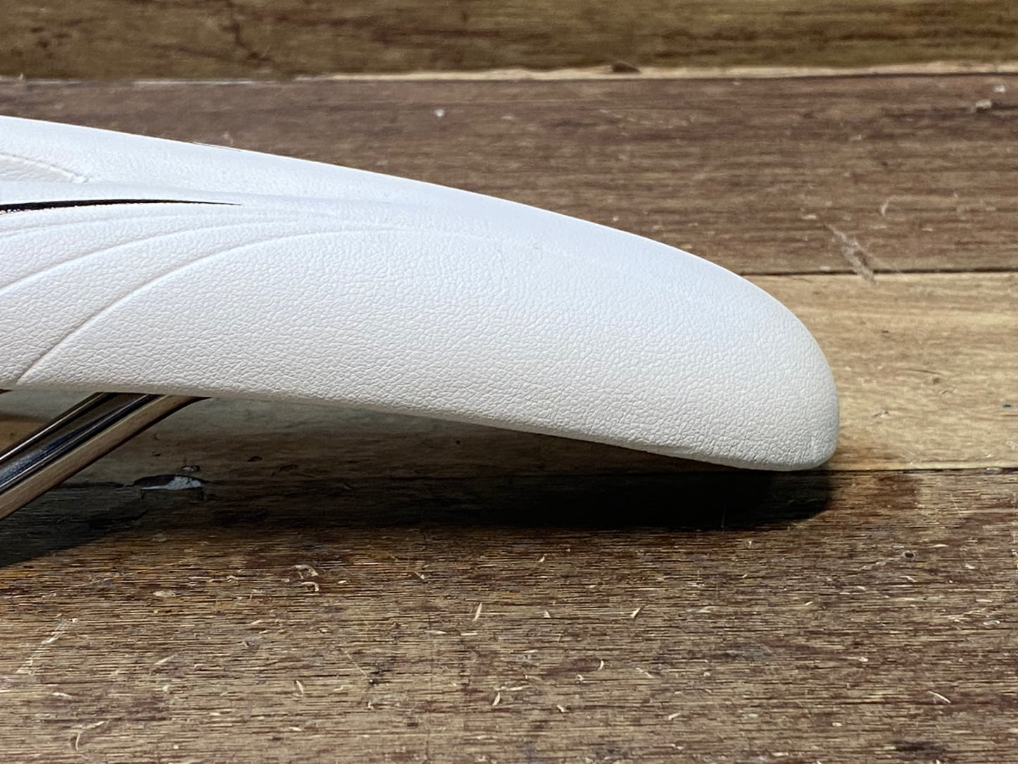 IM814 サンマルコ san marco アスピデ Aspide サドル 白 X SILITEレール