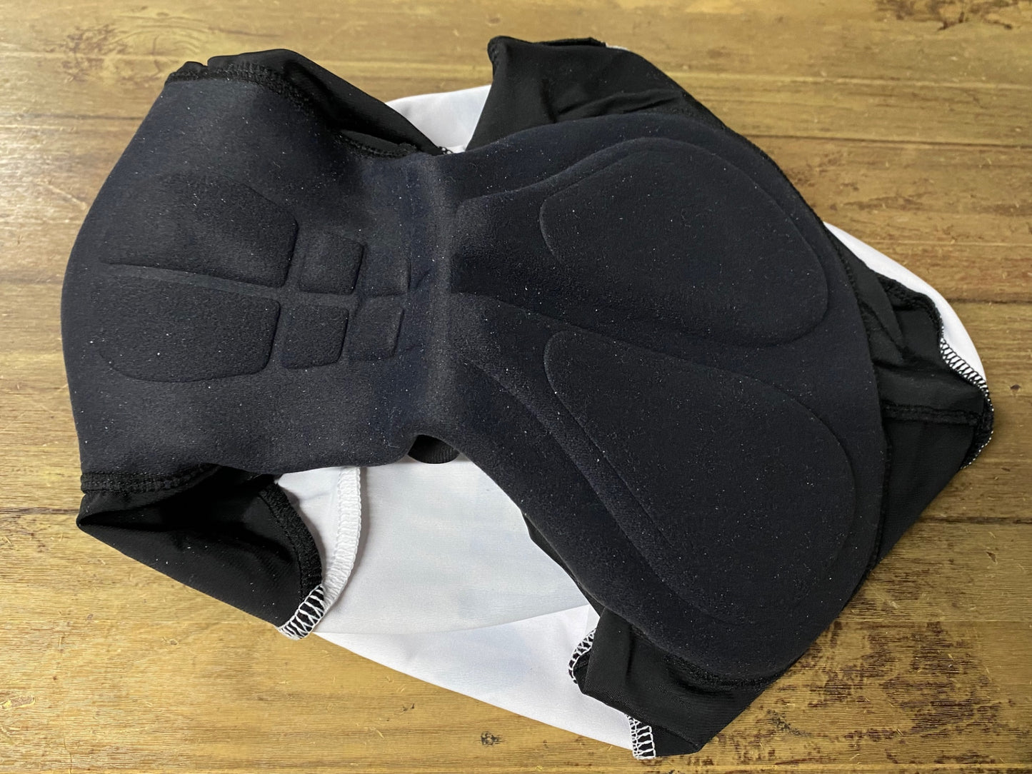 IS003 アウローラ AURORA レーサーパンツ 黒 白 L ぐらいだぁす！