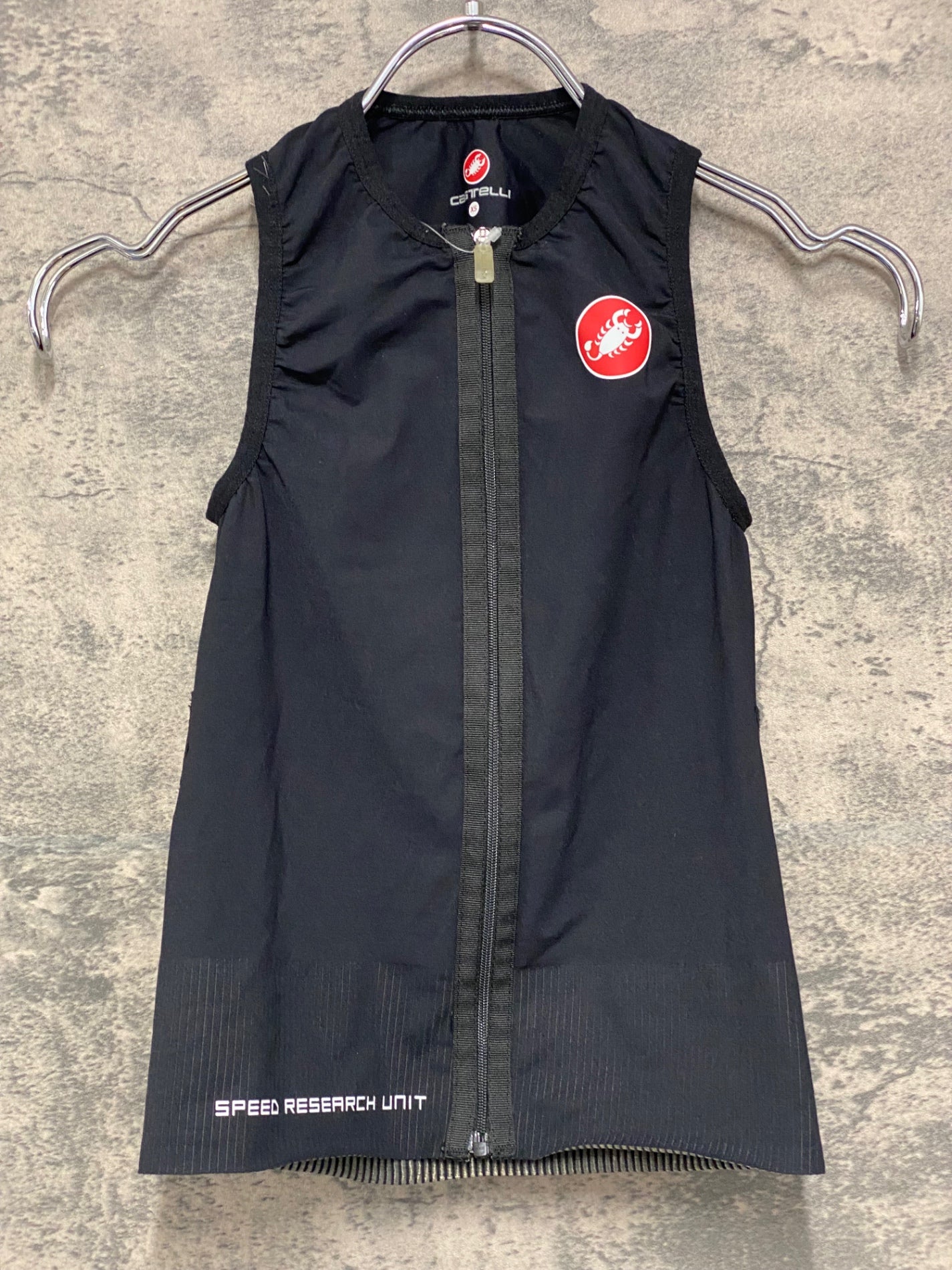IZ469 カステリ CASTELLI ROSSOCORSA BODY PAINT ジレ サイクルベスト 黒 XS ※ゴム切れ