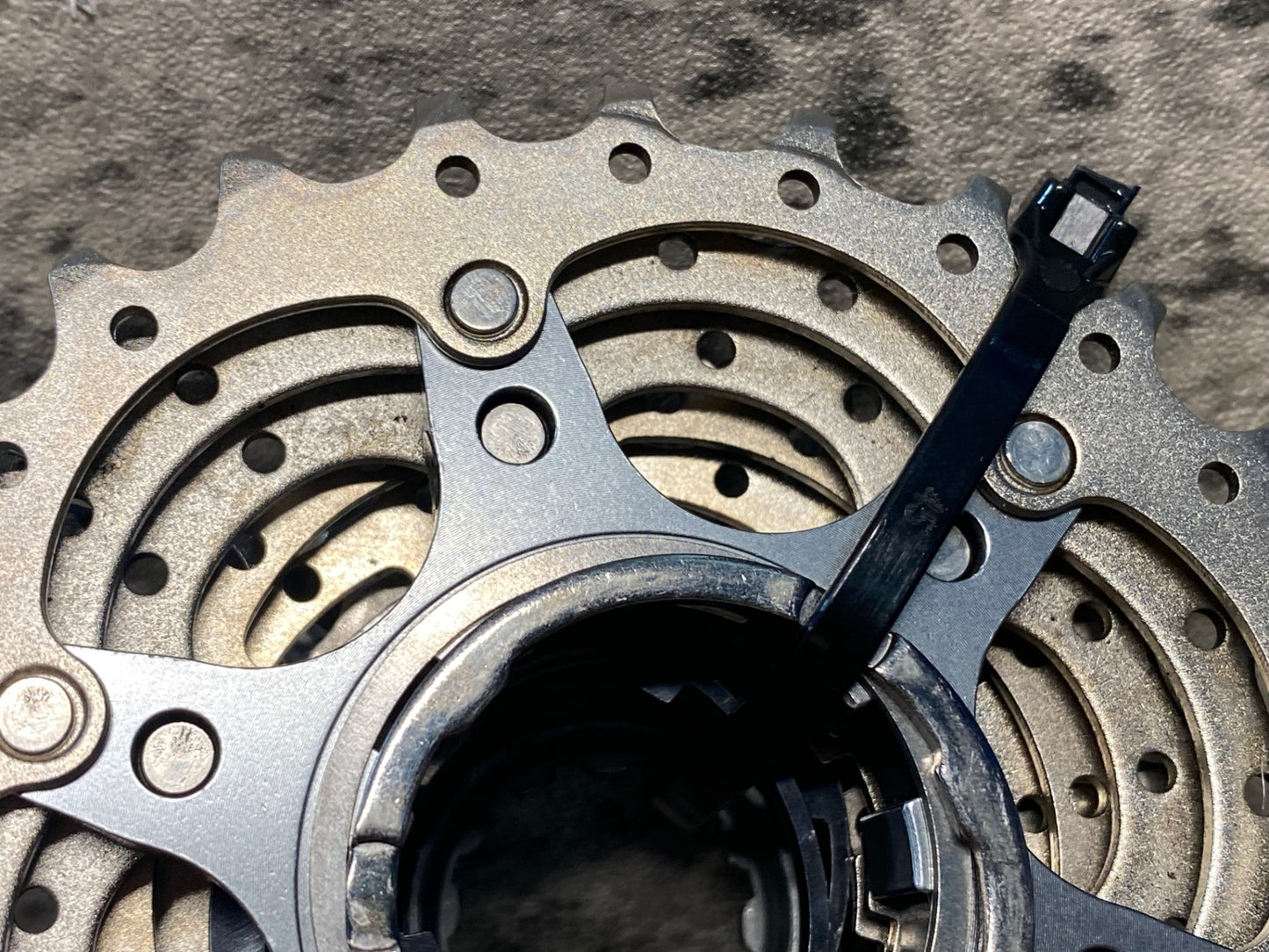 HN457 シマノ SHIMANO アルテグラ ULTEGRA CS-6700 12-25T 10S スプロケット