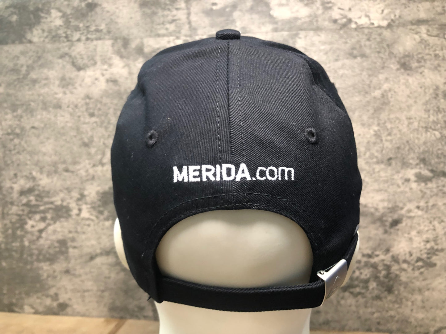 IQ207 メリダ MERIDA キャップ 黒