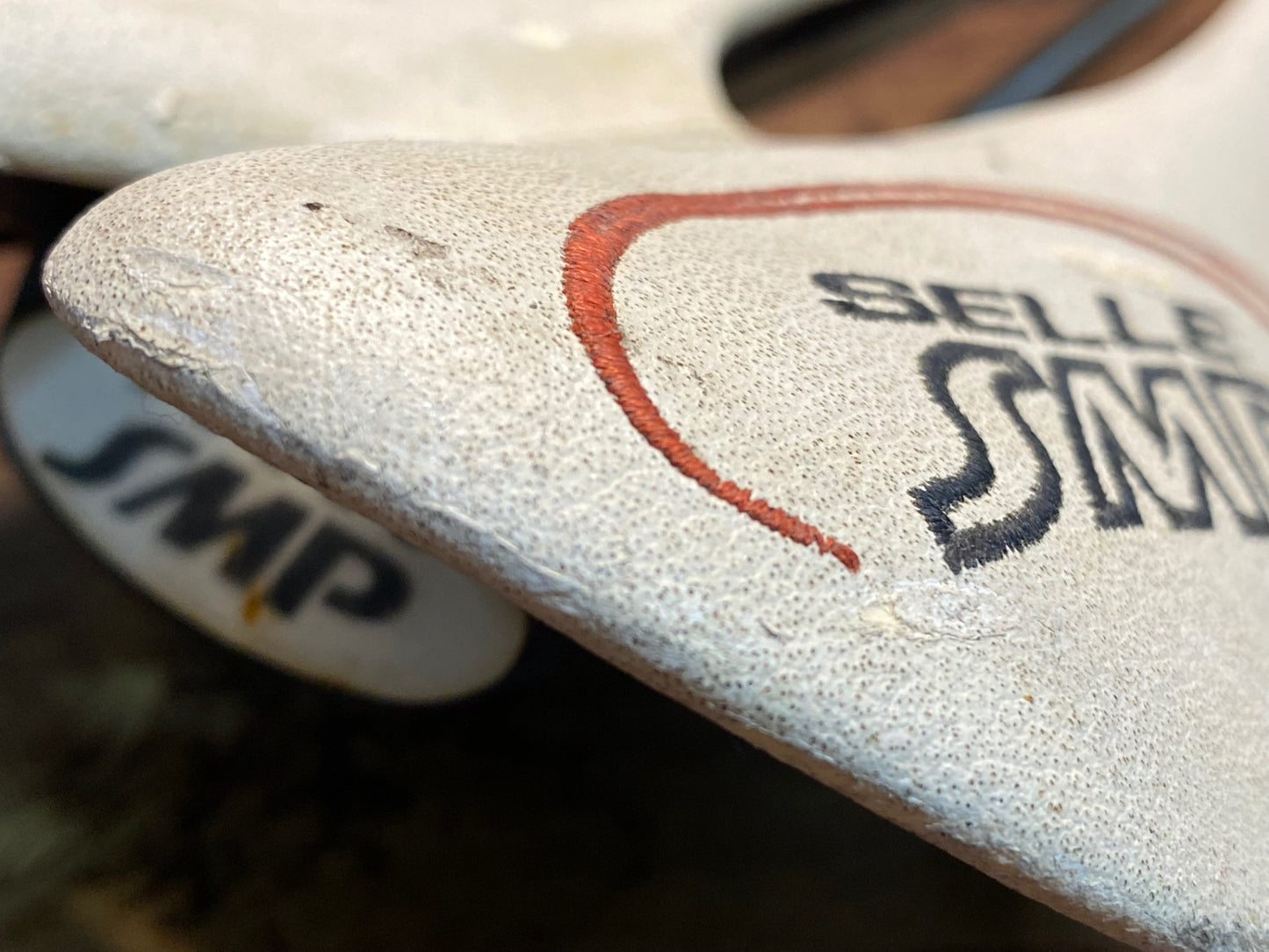 IX974 SELLE SMP フォルマ forma サドル 白 inox tubeレール