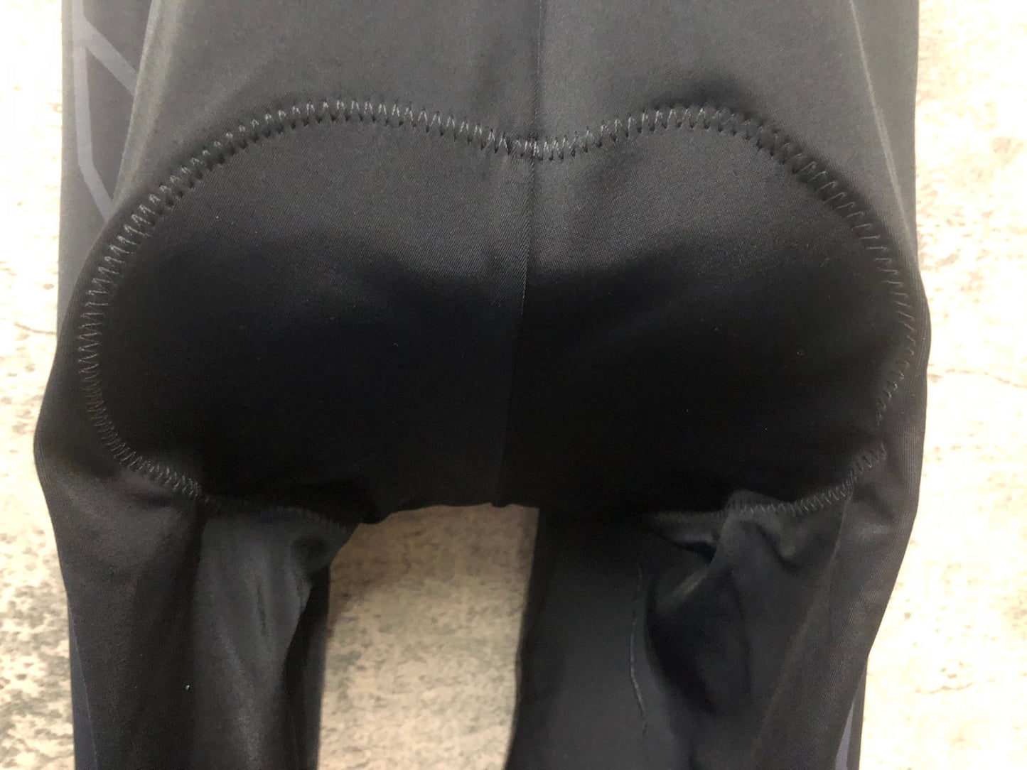 IW572 タイム TIME ビブタイツ 黒赤 S ※ほつれ有