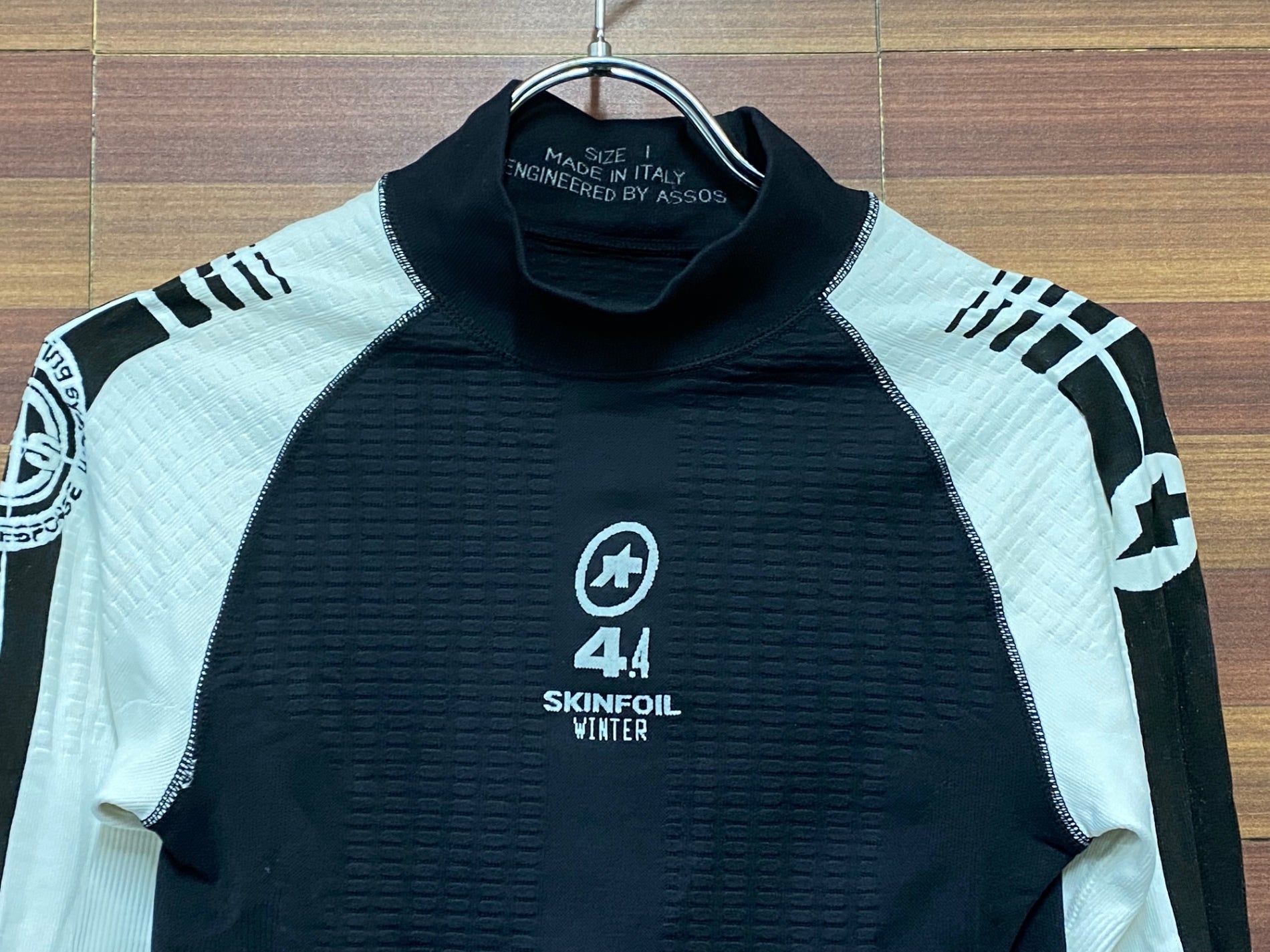 IH148 アソス assos SKINFOIL WINTER 4.4 長袖 べースレイヤー