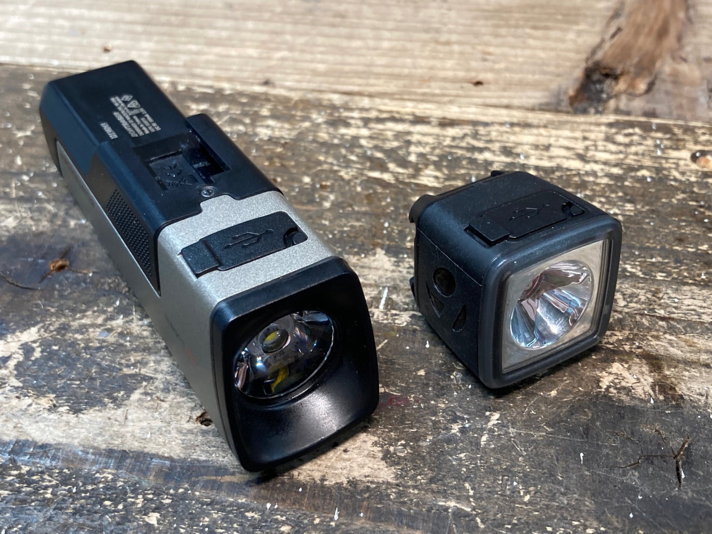 IT923 ボントレガー BONTRAGER ION COMP R / FLARE R CITY フロント リア ライト セット