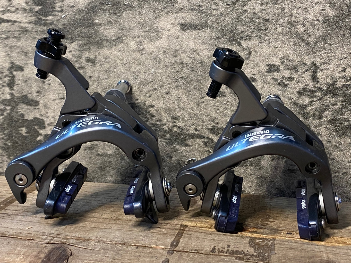 IV174 シマノ SHIMANO アルテグラ ULTEGRA BR-6800 キャリパーブレーキ 前後セット