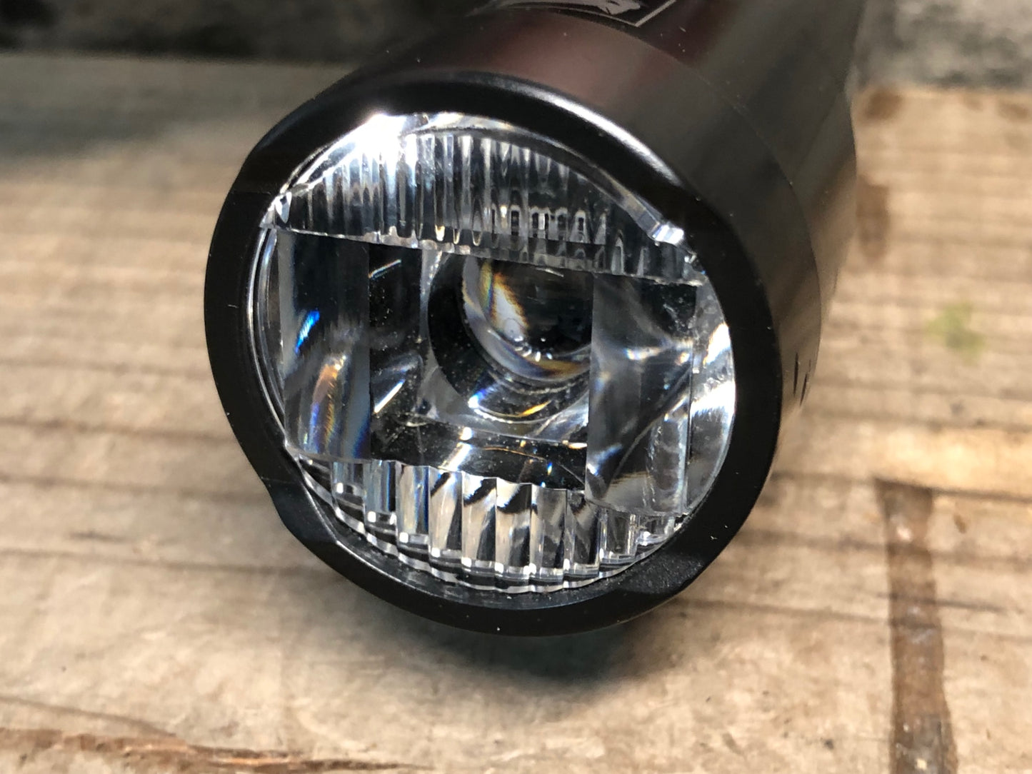 IY821 キャットアイ CATEYE GVOLT70 フロントライト 点灯確認済