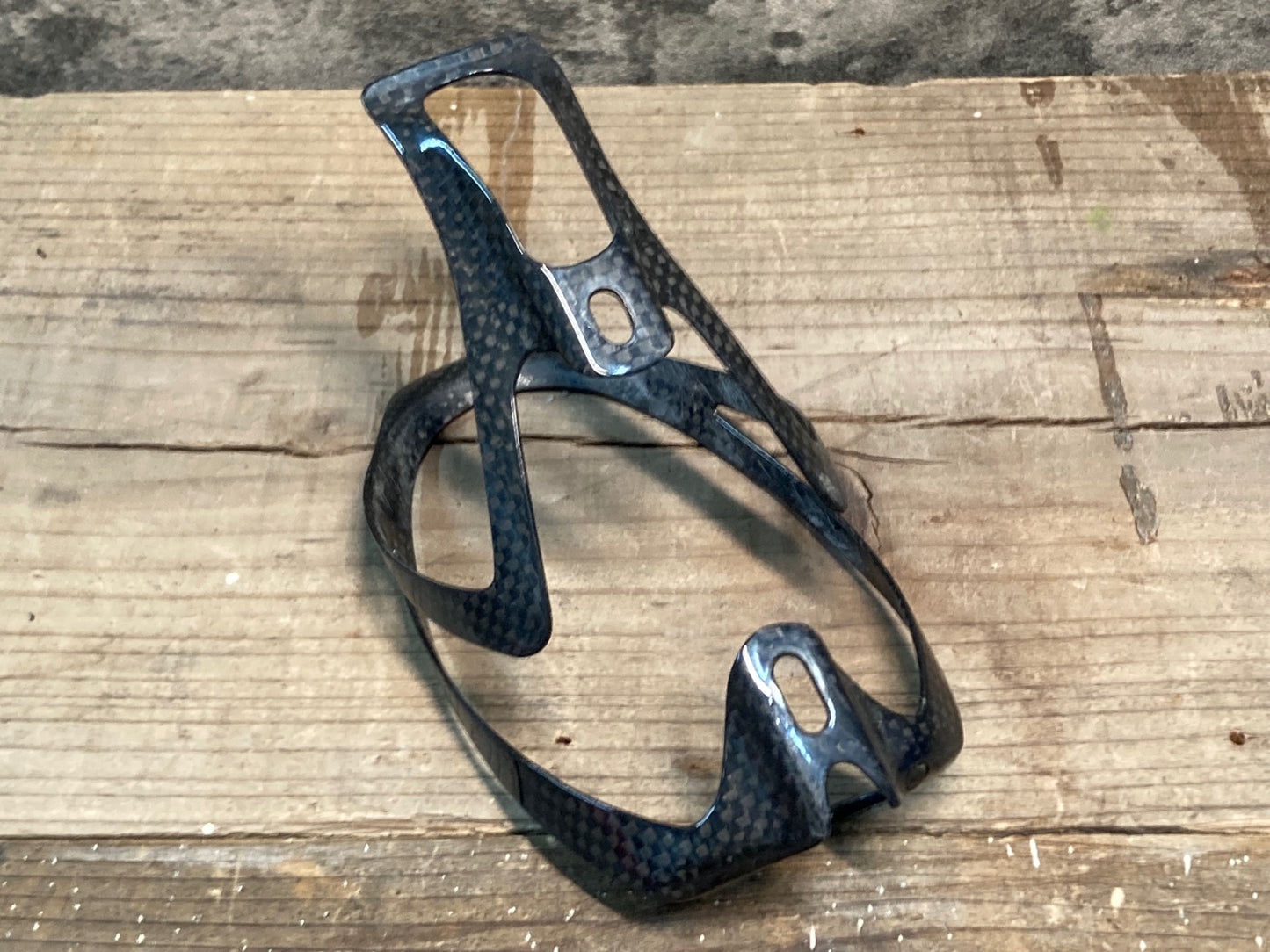 IN678 スペシャライズド SPECIALIZED カーボンボトルケージ 1個