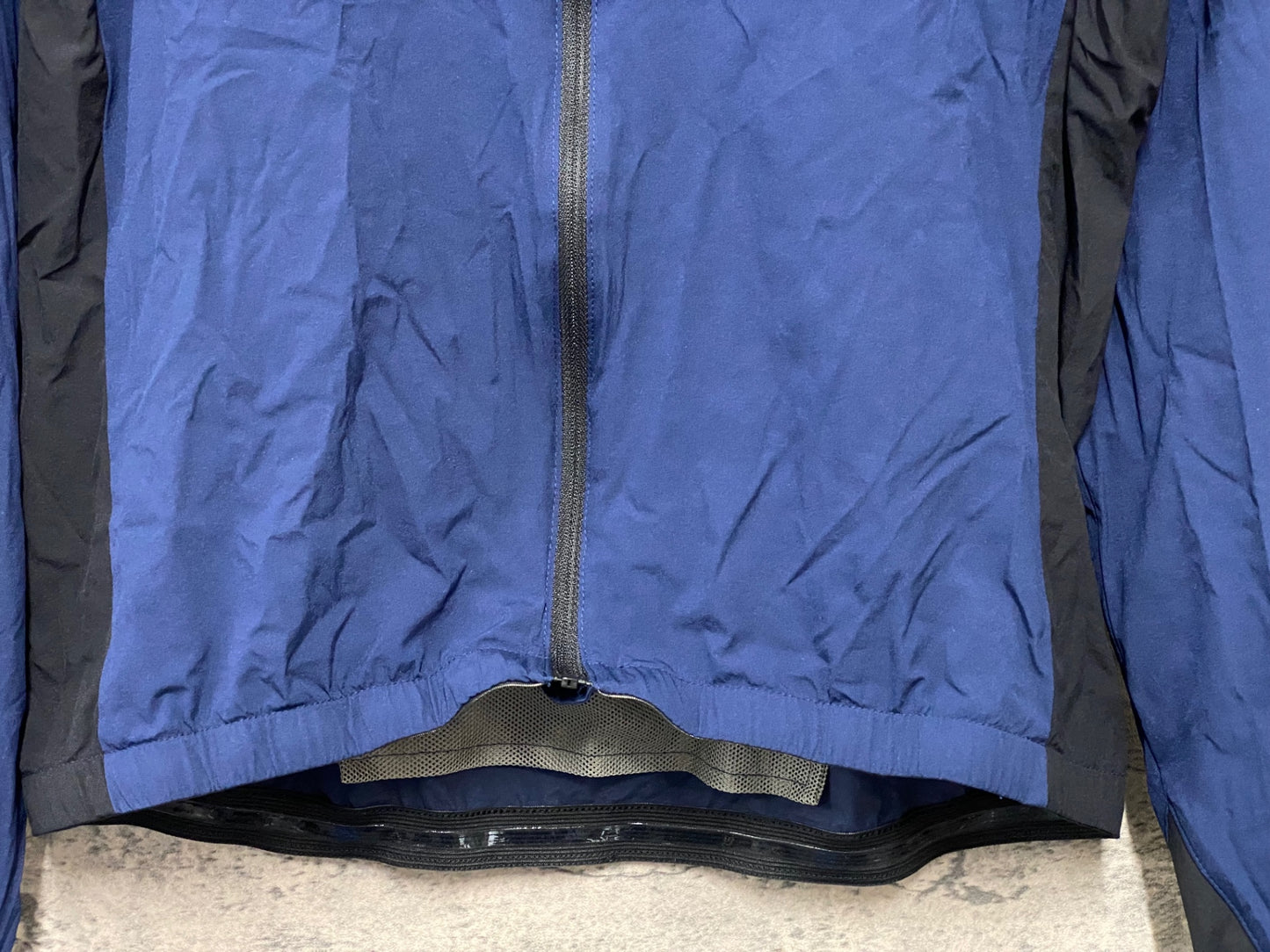 JB436 リオンドカペルミュール Lion de KAPELMUUR ウィンドブレーカー Lサイズ 藍色