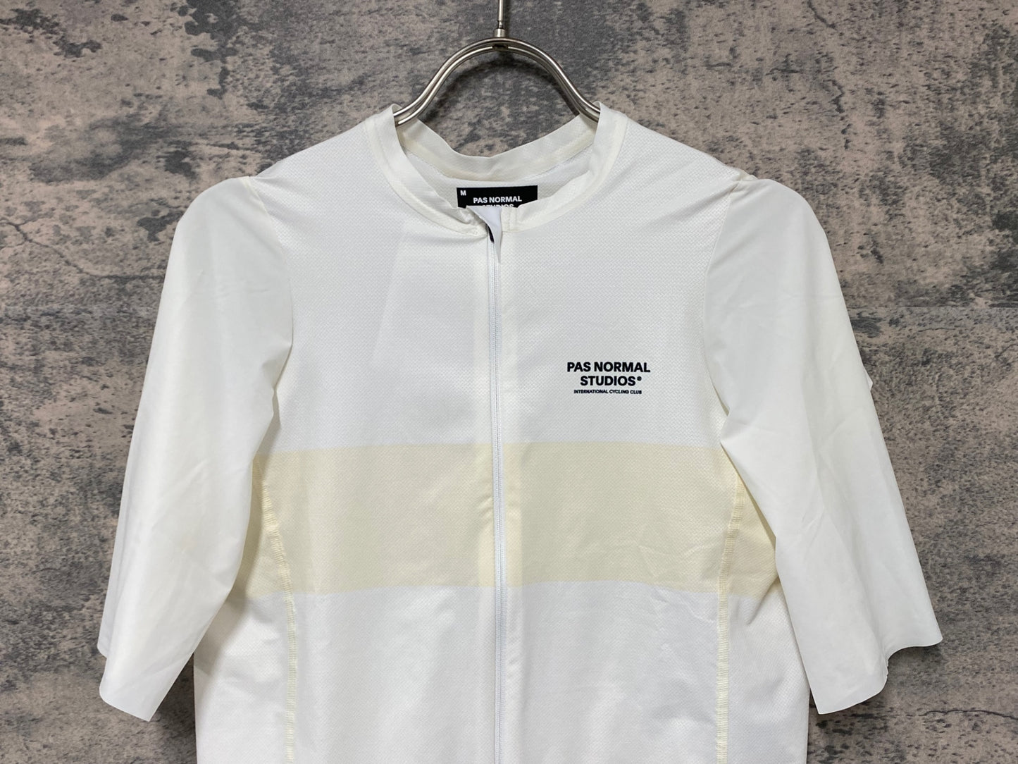 JC426 パスノーマルスタジオ Pas Normal Studios | Men's Solitude Jersey 半袖 サイクルジャージ オフホワイト M
