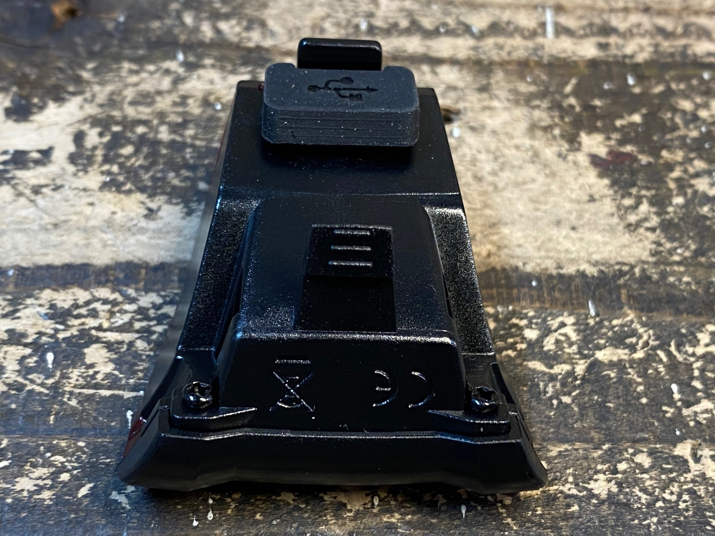 IV818 ジャイアント GIANT Numen+ Uniclip TL 2 テールライト