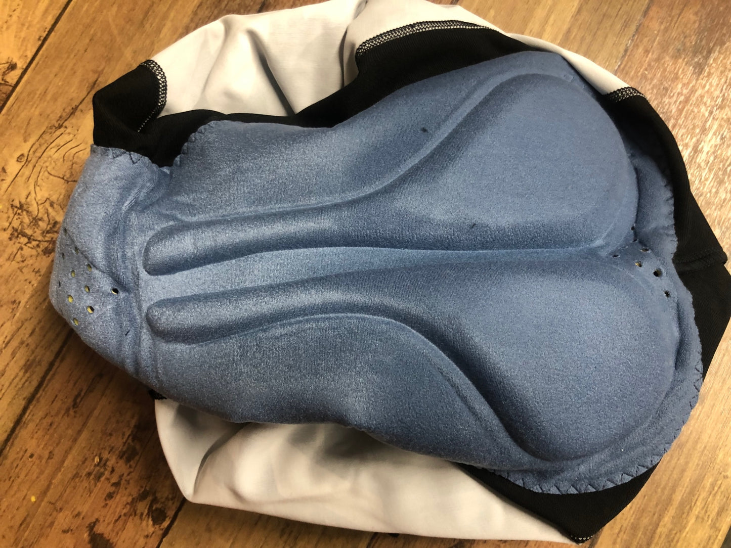 IN104 パールイズミ PEARL iZUMi レーサーパンツ XL 黒赤白