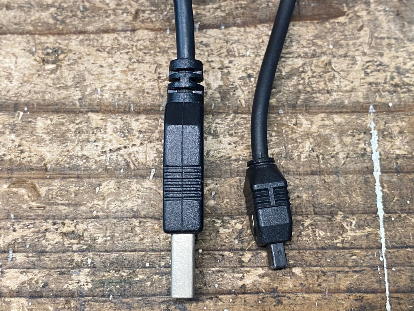 IO621 シマノ SHIMANO SM-BCR2 バッテリーチャージャー Di2 電動 ※接続確認済み