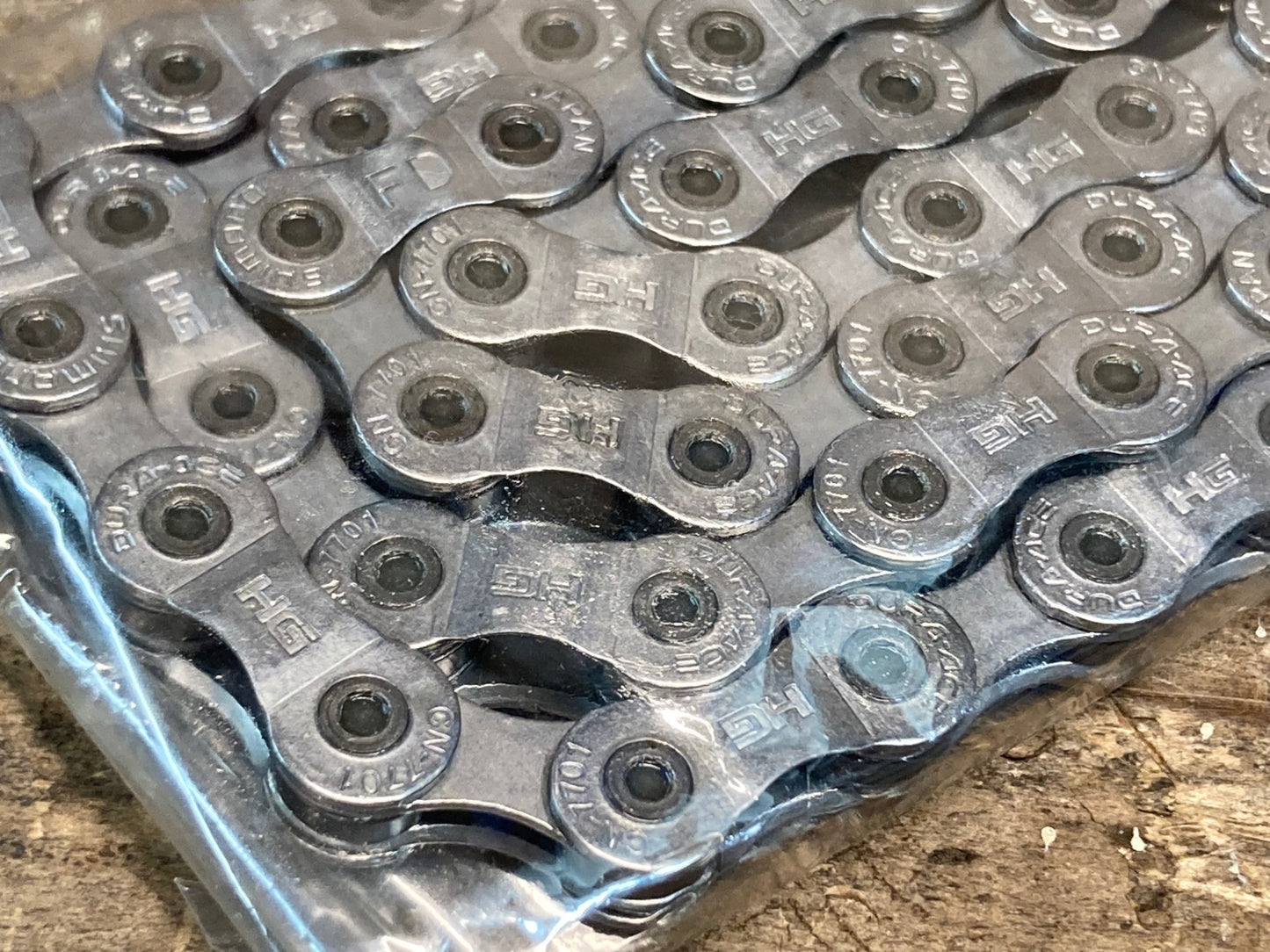 IN913 シマノ SHIMANO デュラエース DURA-ACE CN-7701 チェーン