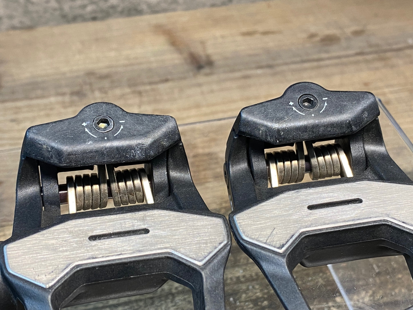 IV366 ルック LOOK ケオ KEO2 MAX CARBON ビンディングペダル クロモリシャフト