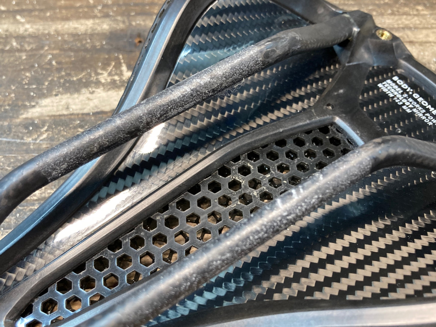 IX239 スペシャライズド SPECIALIZED S-WORKS POWER MIRROR サドル 黒 143mm カーボンレール