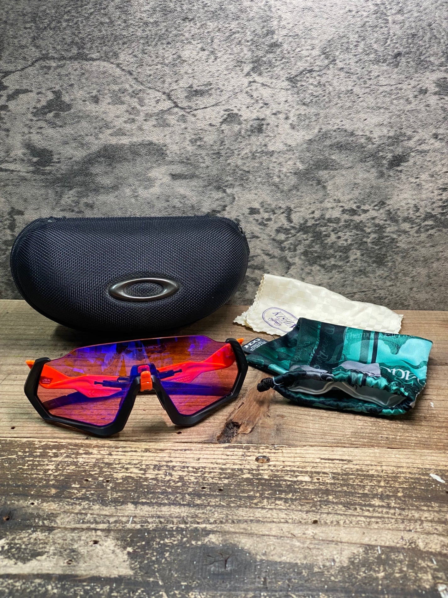 IZ758 オークリー OAKLEY FLIGHTJACKET サングラス アイウェア オレンジ 黒 PRIZM