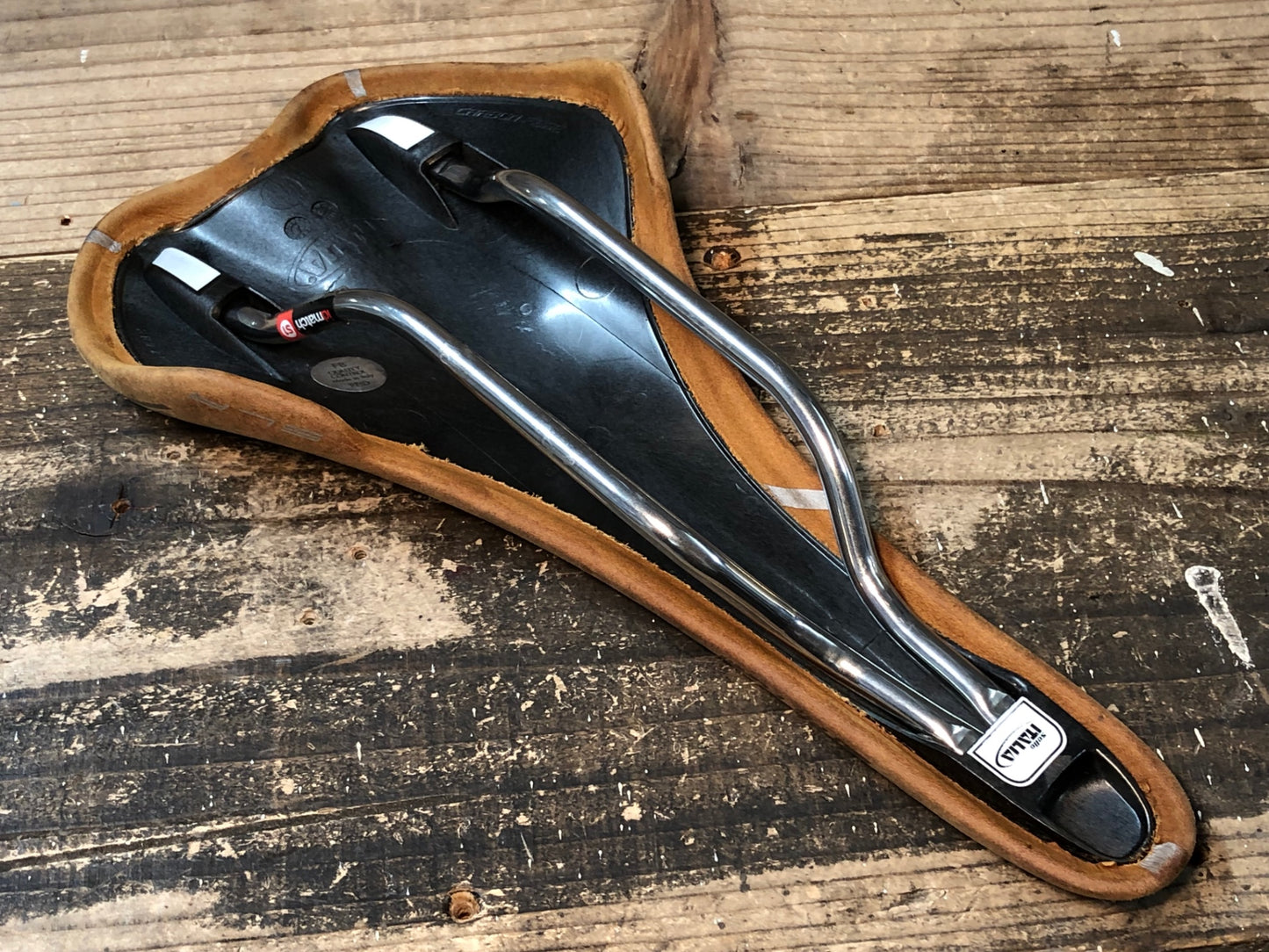 IW184 セライタリア selle ITALIA ヌバック SLR NUBUK S1 レザー サドル 茶 Ti316レール
