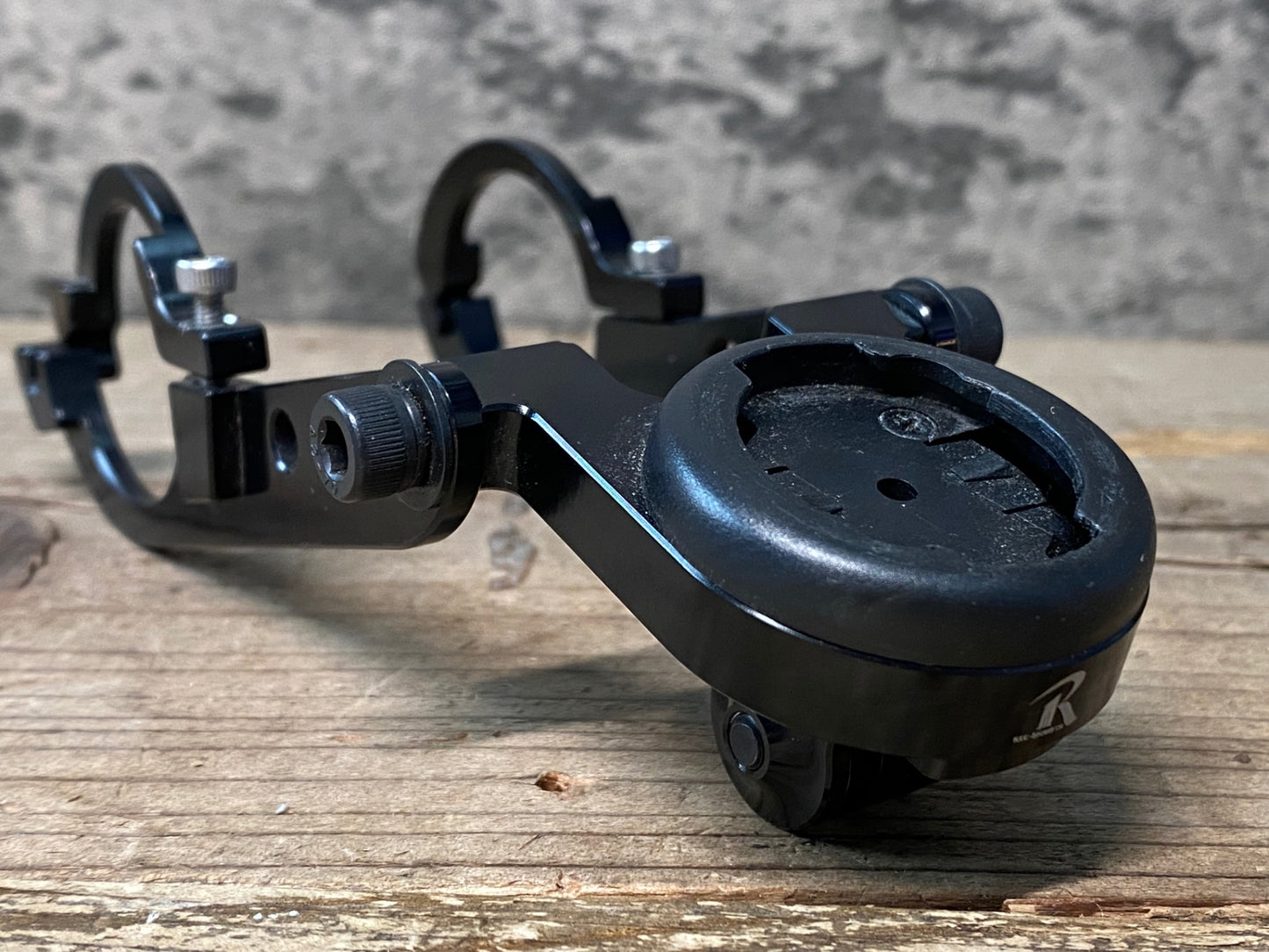 IX532 レックマウント REC MOUNTS サイクルコンピューターマウント Φ31.8 両持ち