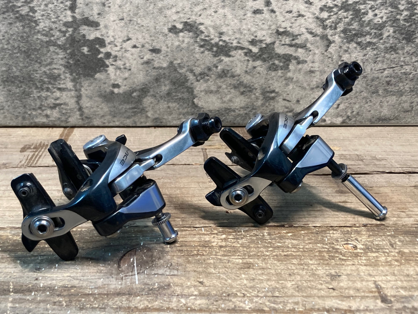 IT567 シマノ SHIMANO デュラエース DURA-ACE キャリパーブレーキ 前後セット