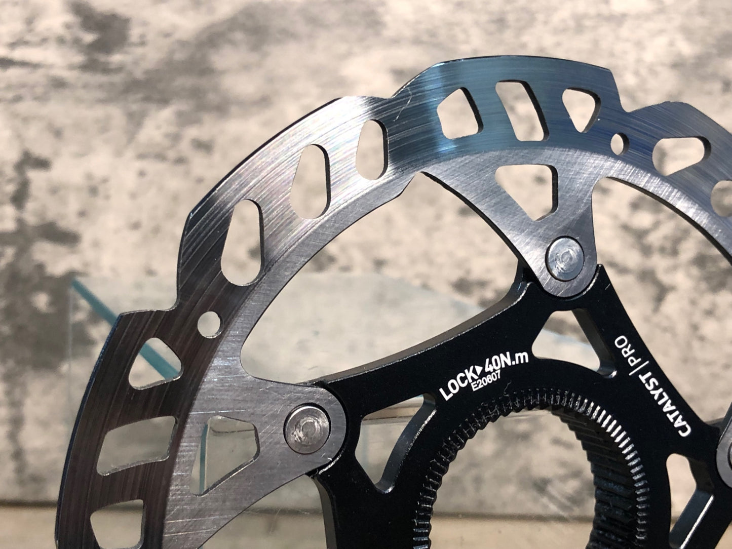 IQ973 スイスストップ SwissStop CATALYST PRO ディスクブレーキ ローター Φ140 残厚1.75mm