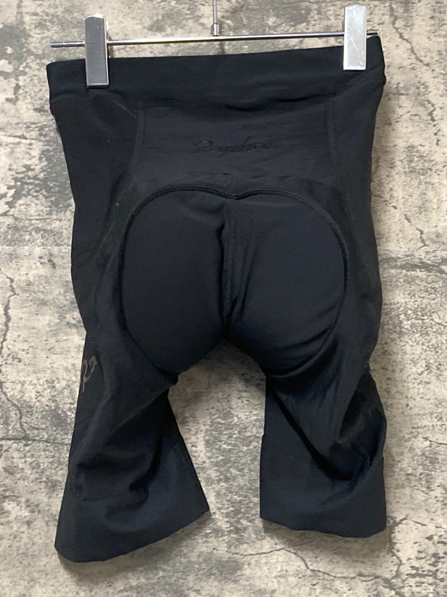 IV324 ラファ Rapha CORE SHORTS レーサーパンツ 黒 S ※サイズプリント割れ