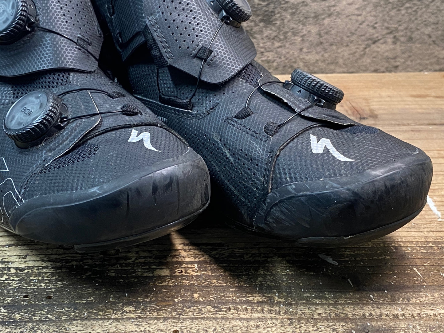 IY085 スペシャライズド SPECIALIZED S-WORKS Ares ビンディングシューズ SPD-SL EU42 黒 ※ソールの傷多め