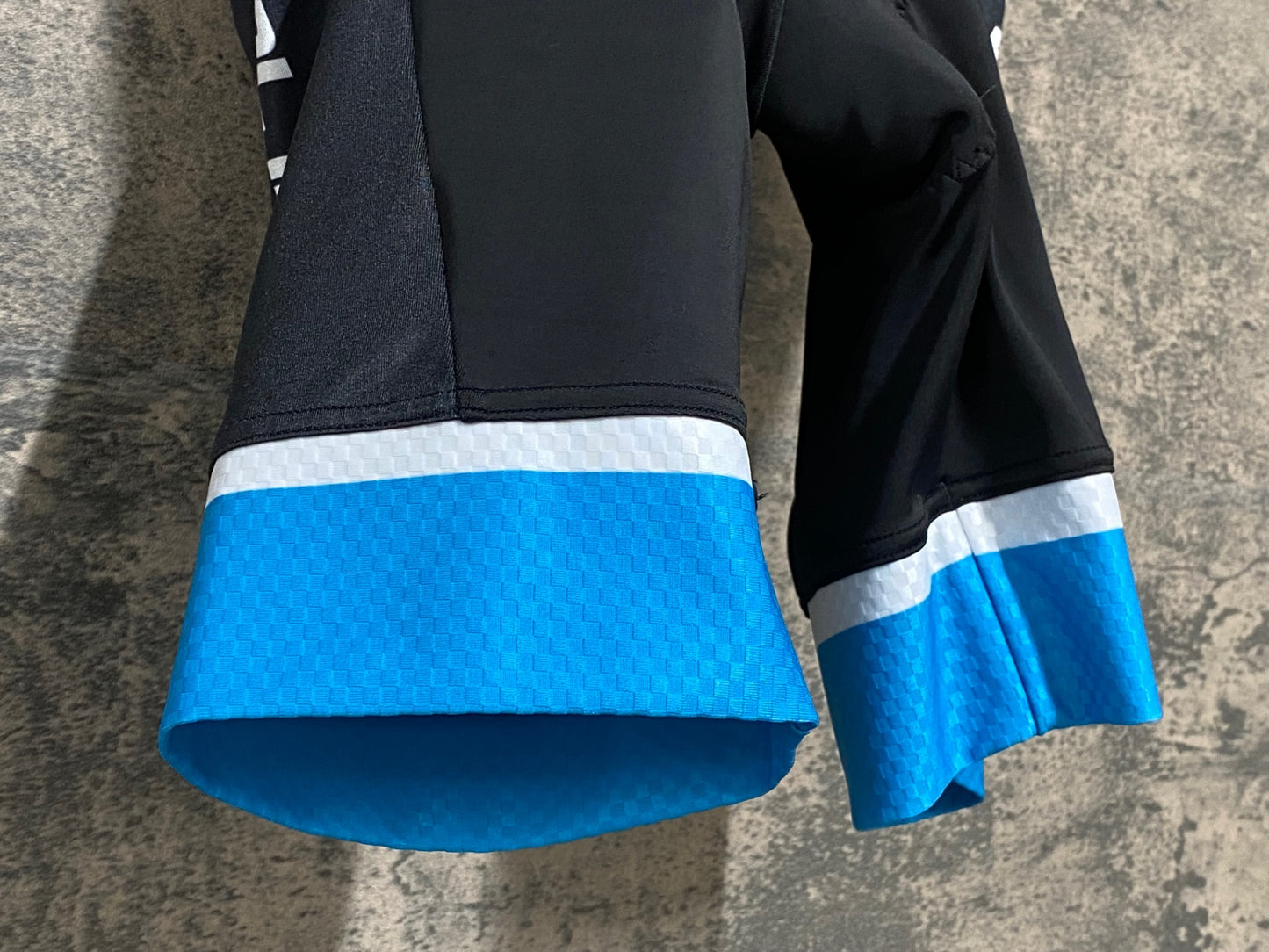 IZ205 パールイズミ PEARL iZUMi レーサーパンツ 黒 M