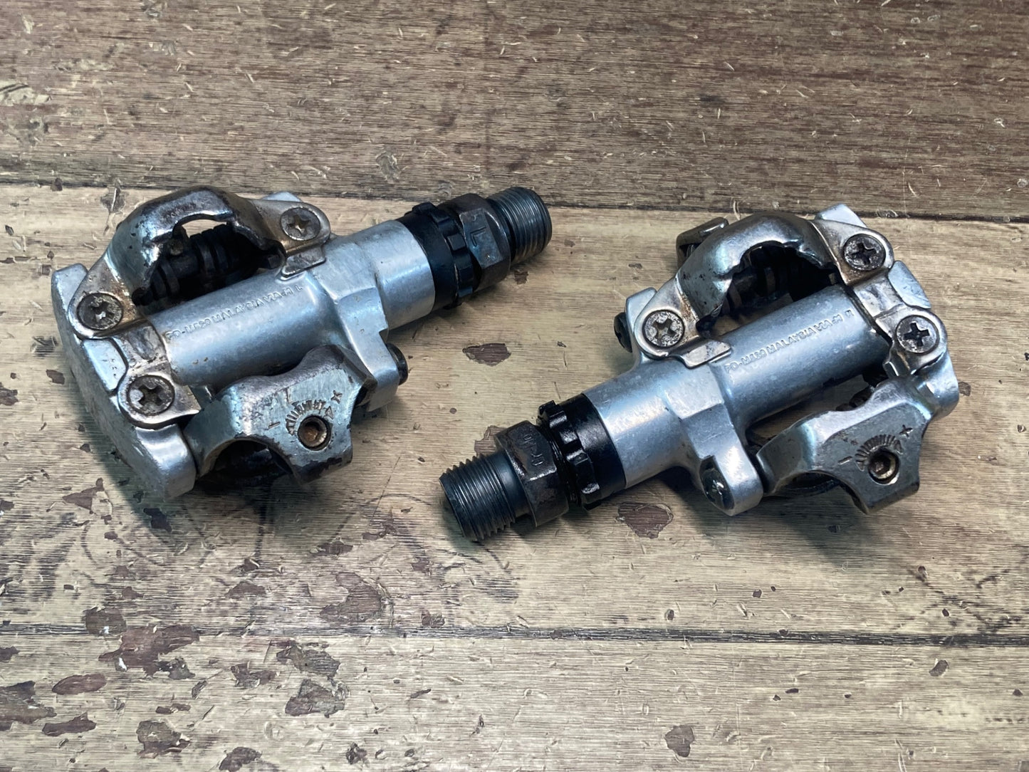 IL002 シマノ SHIMANO PD-M520 ビンディングペダル SPD