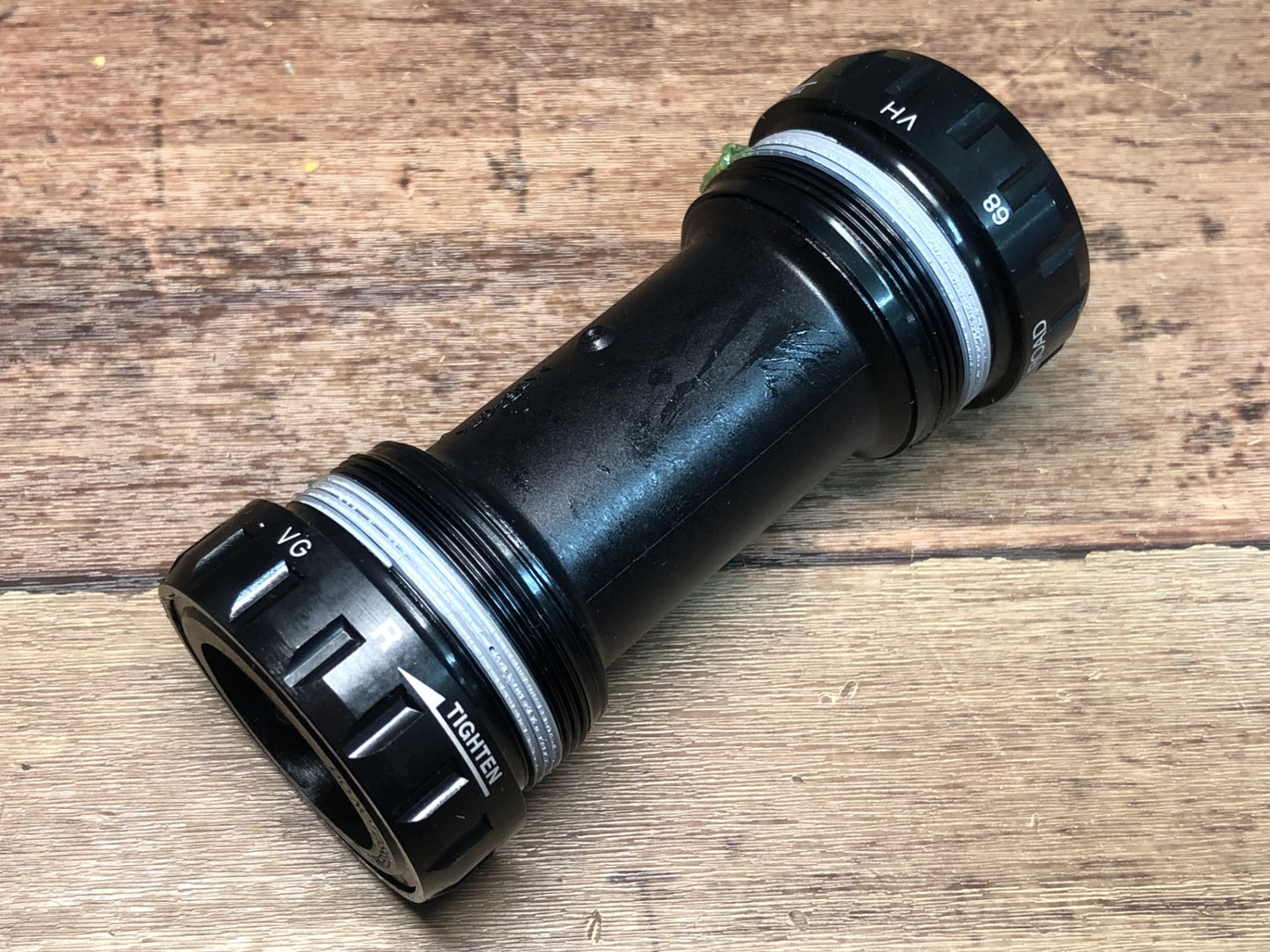 IR351 シマノ SHIMANO デュラエース DURA-ACE BB-R9100 ボトムブラケット