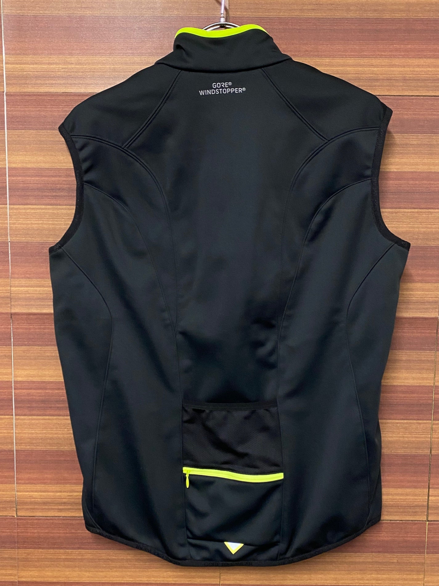 IT348 ゴア バイクウェア GORE BIKE WEAR サイクルベスト ジレ 裏起毛 防風 L 黒黄