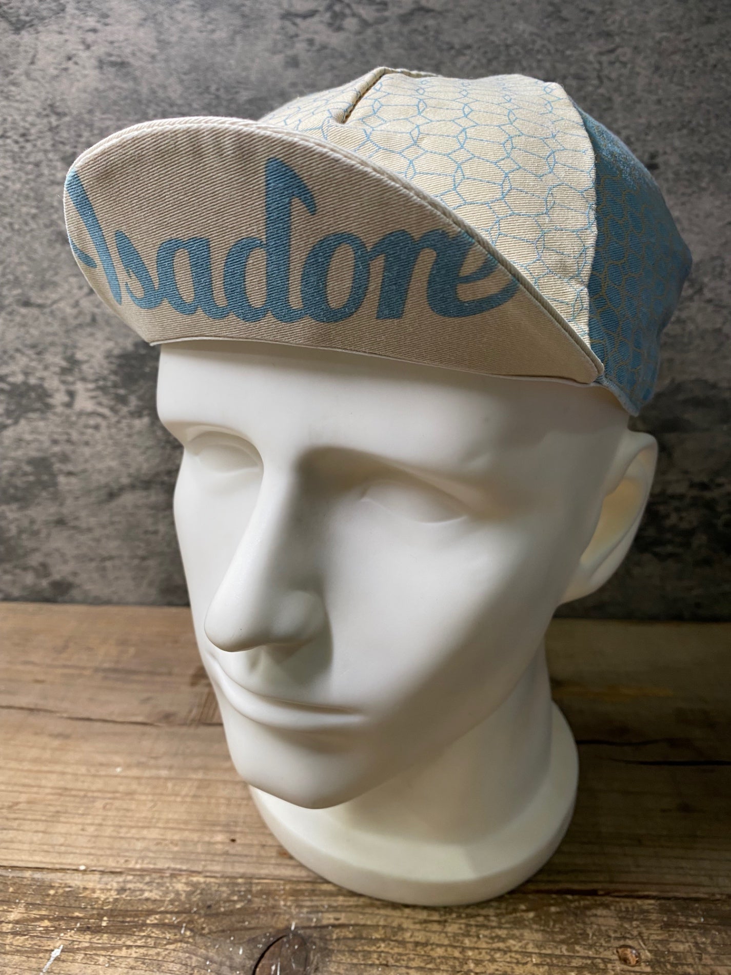 IT981 イザドア isadore サイクルキャップ 水色 ワンサイズ