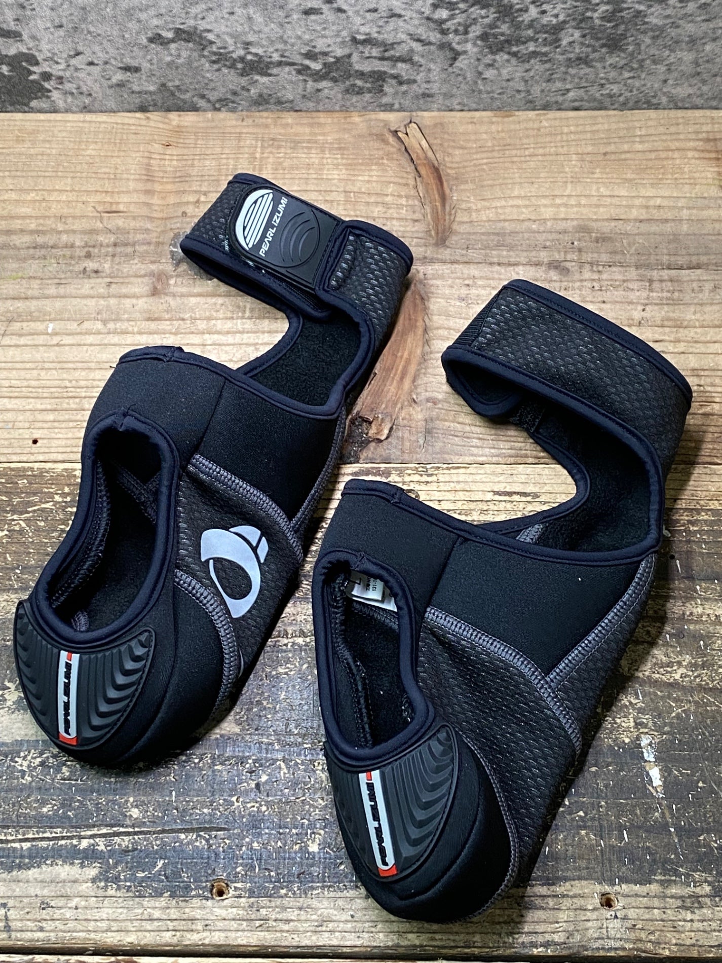 IZ521 パールイズミ PEARL iZUMi トゥカバー シューズカバー 裏起毛 L 黒