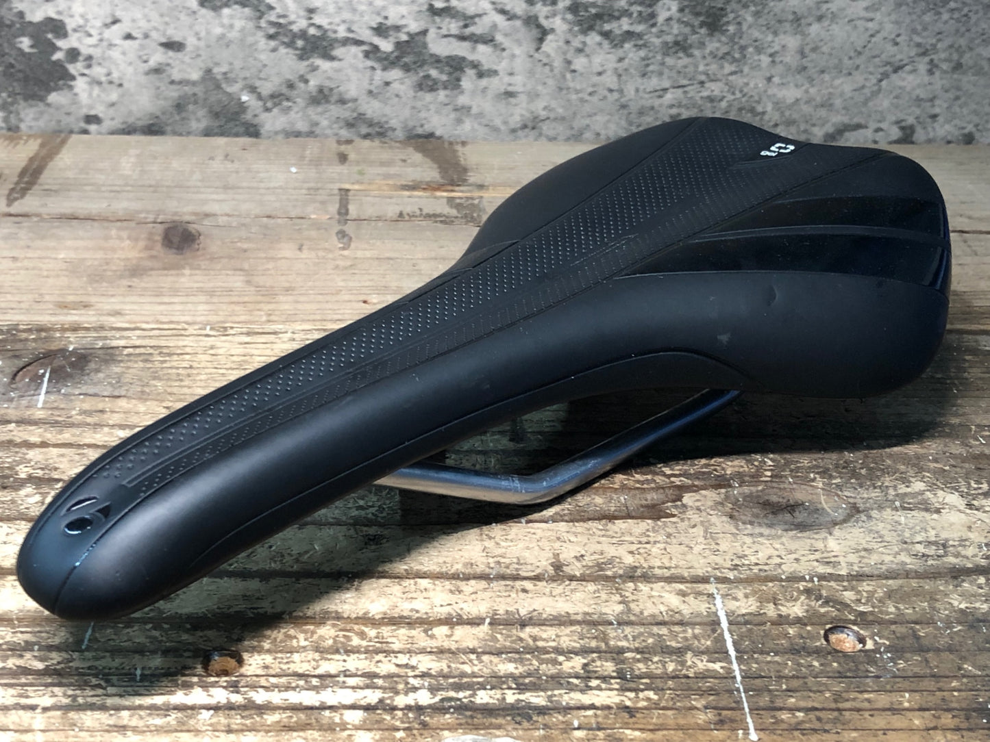 IY671 ボントレガー BONTRAGER AFFINITY COMP サドル 黒 138mm