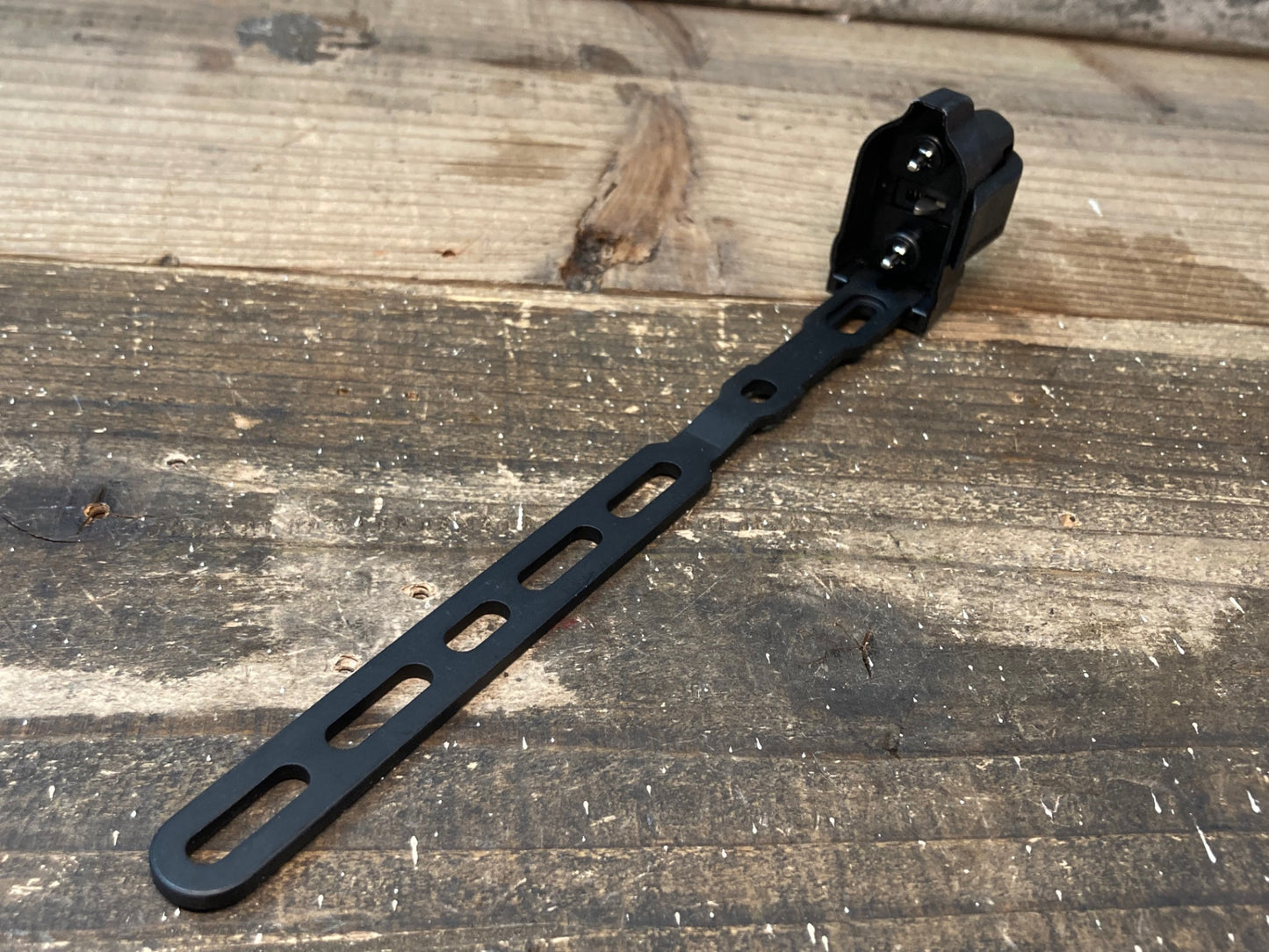 IS229 シマノ SHIMANO SM-BMR2-2S Di2 バッテリーマウント