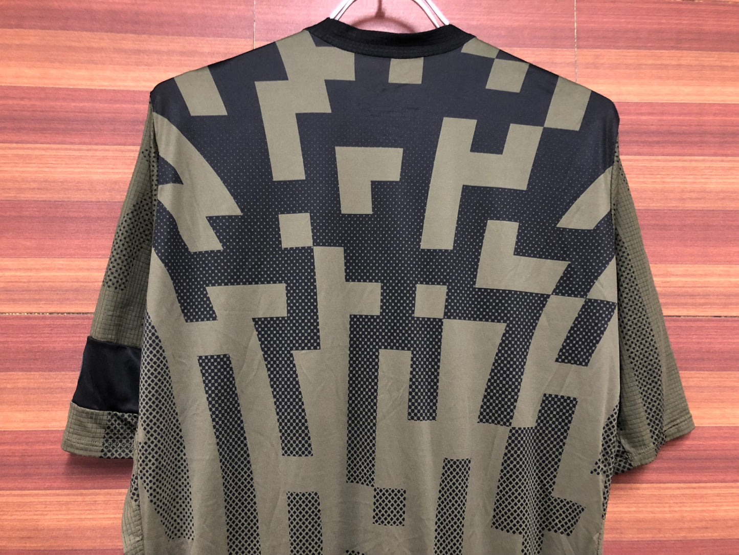 IL528 ラファ Rapha PRO TEAM FLYWEIGHT JERSEY AERO BLOCK カーキ XXL