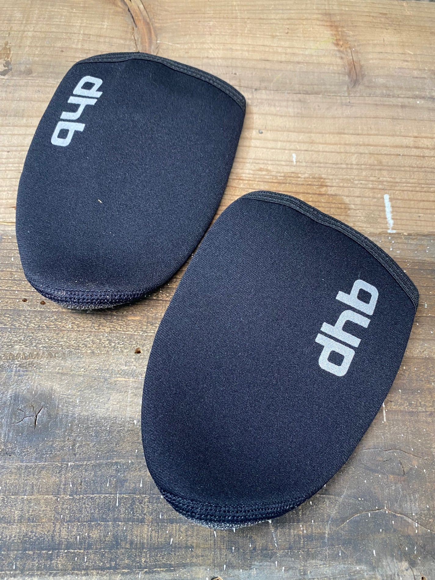 IP139 dhb トゥーカバー 黒 S-M