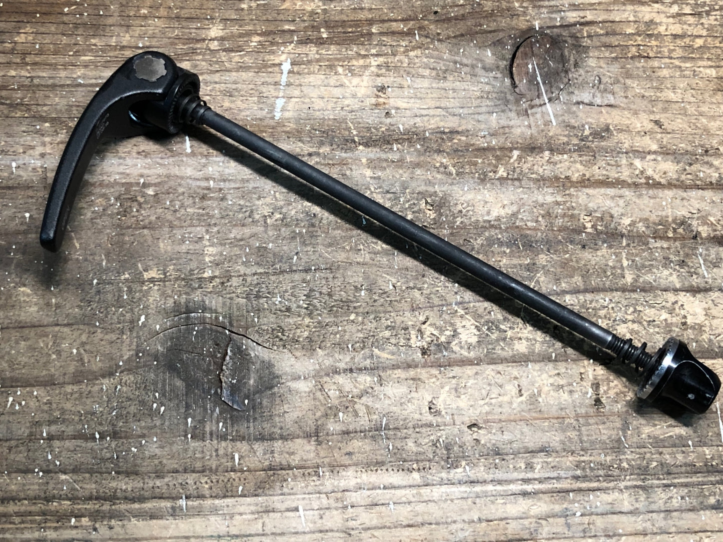 IV577 ボントレガー BONTRAGER AURA リアハブ シマノ11S