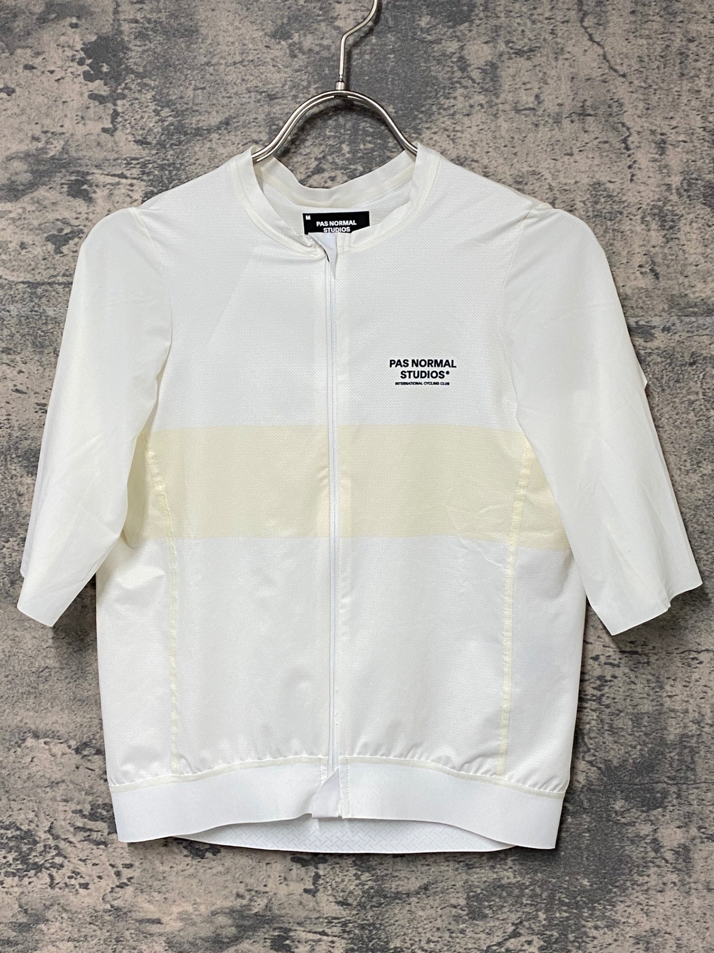 JC426 パスノーマルスタジオ Pas Normal Studios | Men's Solitude Jersey 半袖 サイクルジャージ オフホワイト M