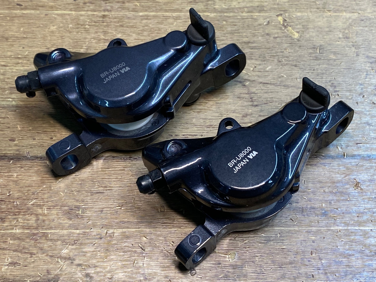 IY956 シマノ SHIMANO キューズ CUES BR-U8000 ディスクブレーキキャリパー ポストマウント 前後セット