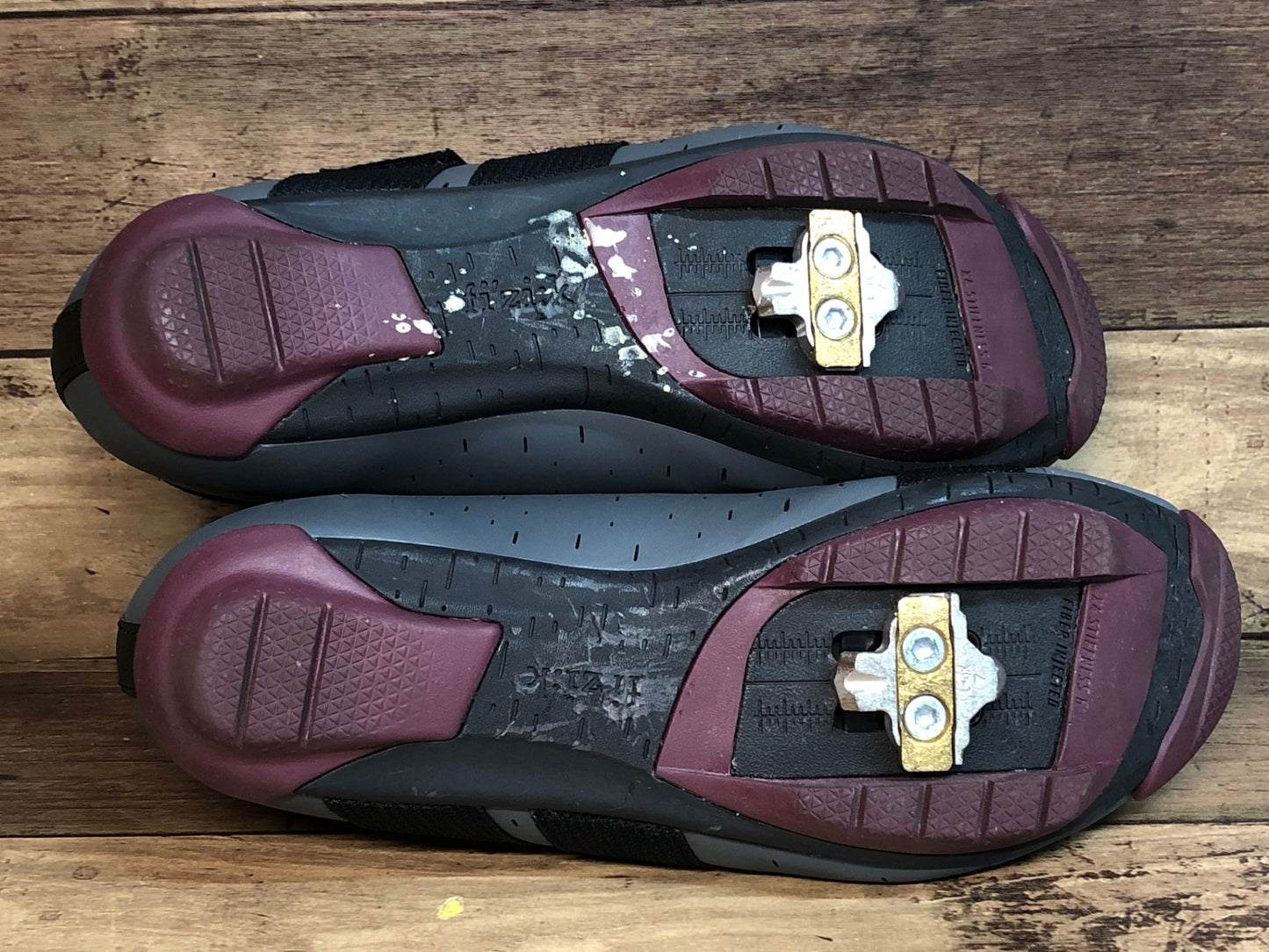 IJ959 フィジーク fizik テラ TERRA POWERSTRAP X4 SHOES ビンディングシューズ SPD グレー EU38