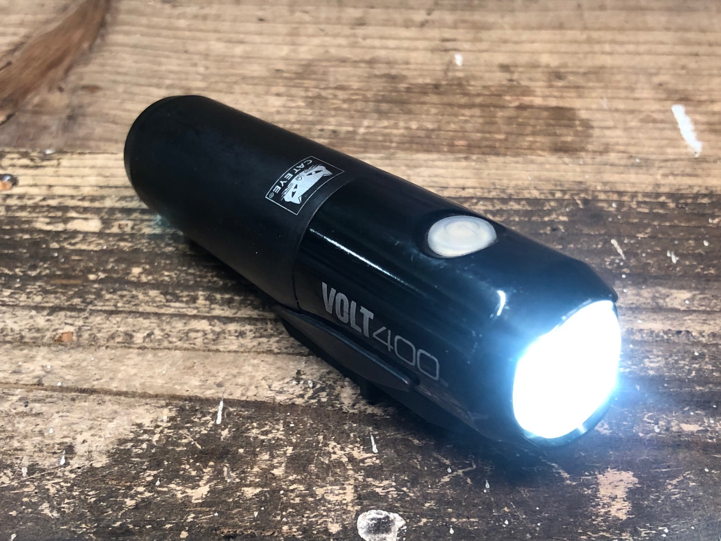 IY276 キャットアイ CATEYE ボルト VOLT400 フロントライト 点灯確認済