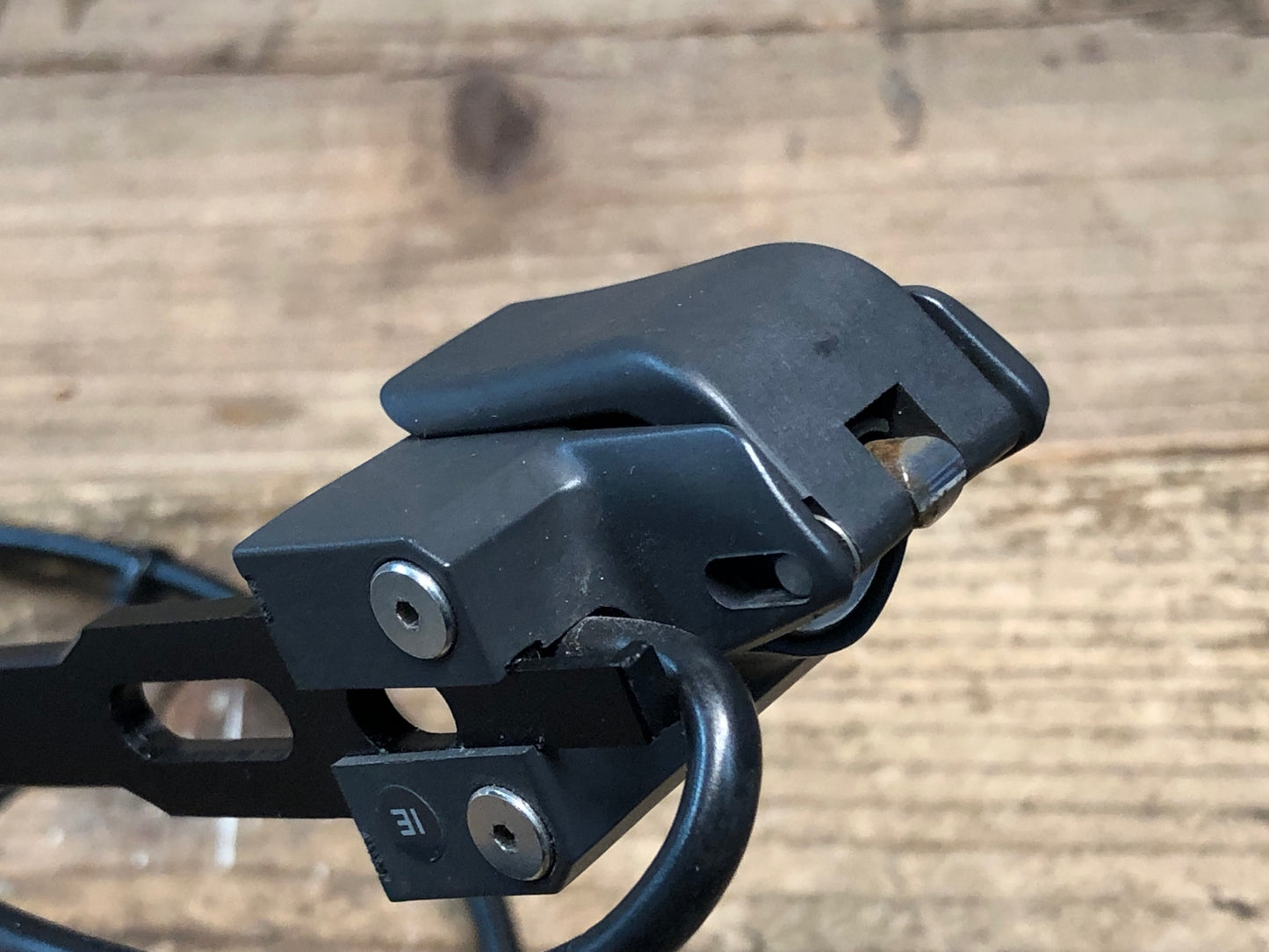 IU176 シマノ SHIMANO SM-BTR1 EW7975 外装バッテリー ケーブル ジャンクション セット