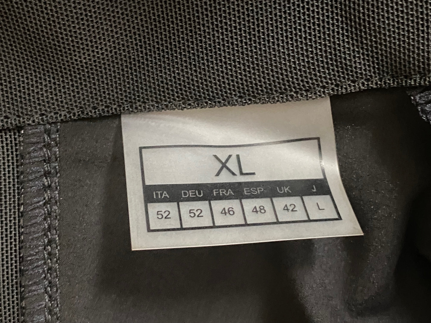 IZ401 モーゼン morethan 長袖 ウインドヴレーカー XL 黒