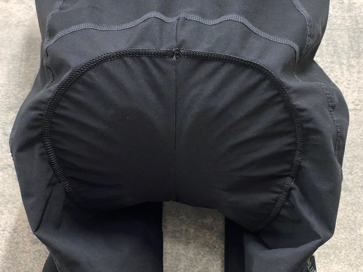 IY501 パスノーマルスタジオ PAS NORMAL STUDIOS ビブショーツ  黒 S 裏起毛