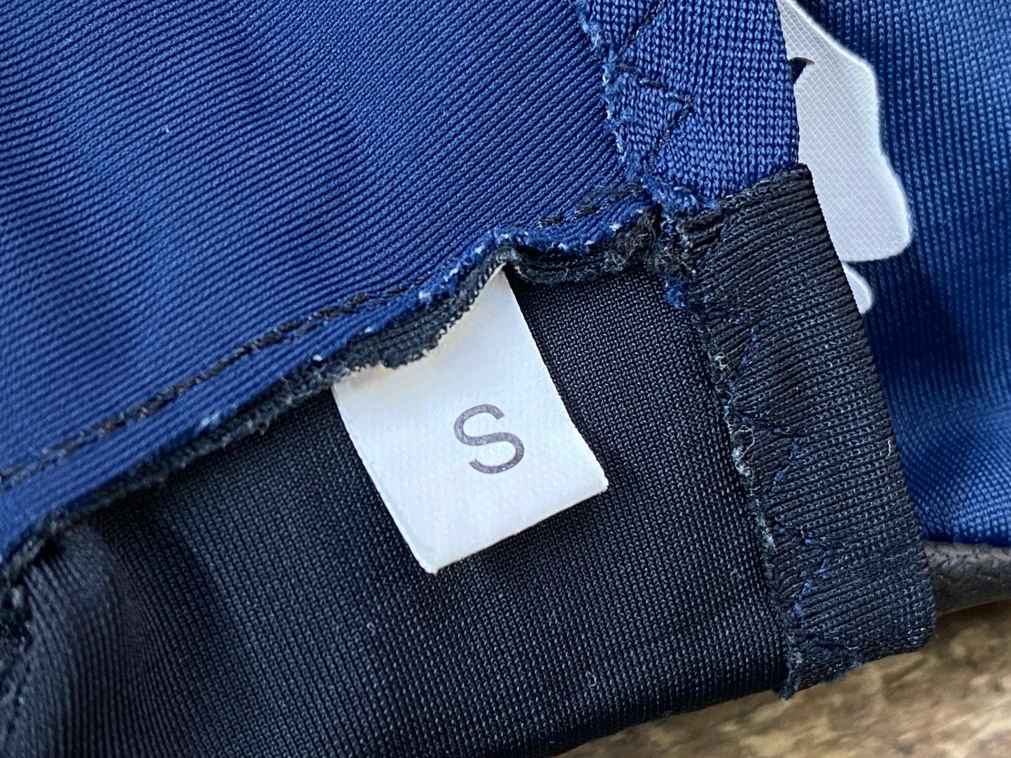 JD079 リオンドカペルミュール Lion de KAPELMUUR 指切り グローブ 紺 S