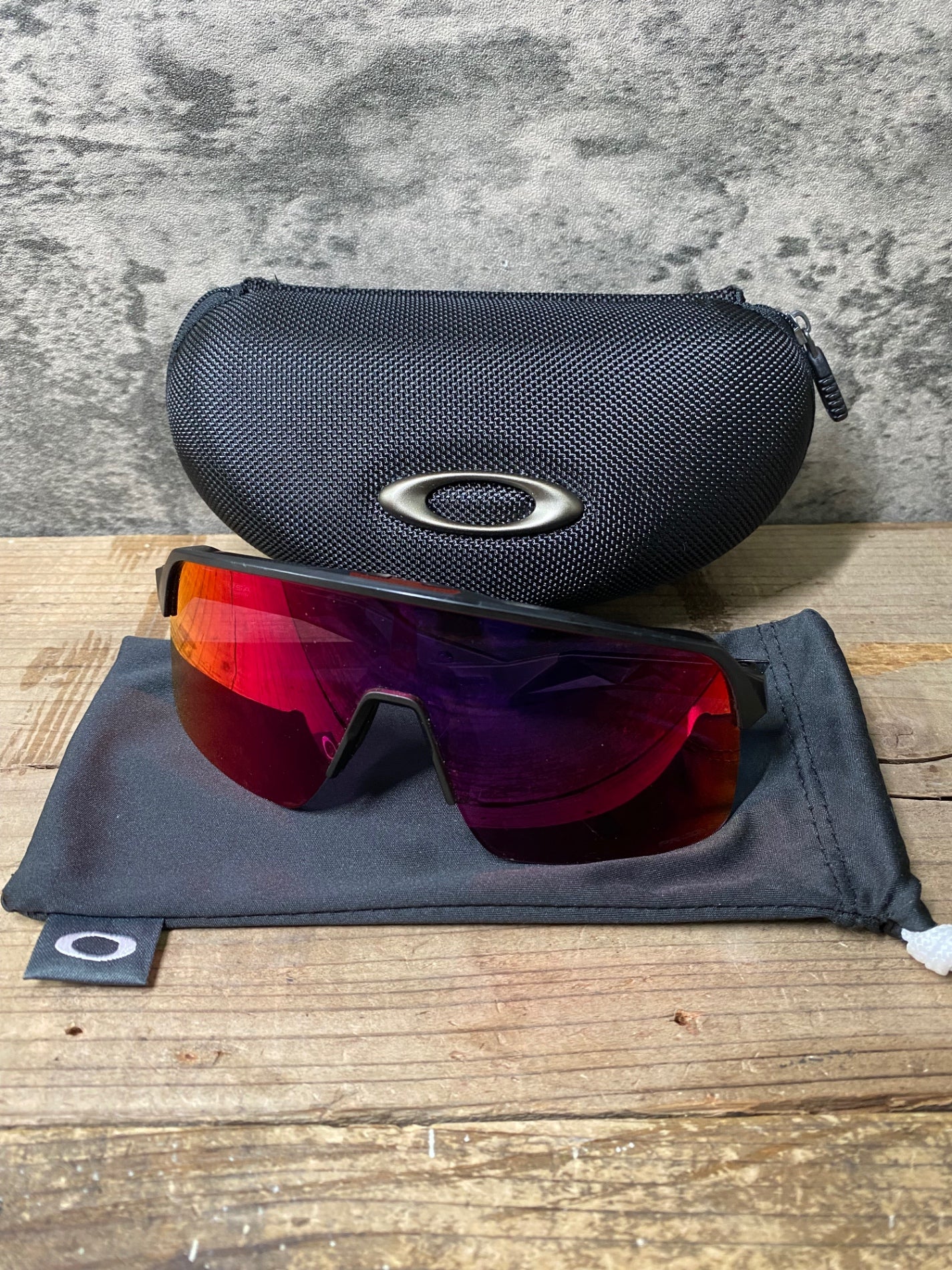 IU222 オークリー OAKLEY SUTRO サングラス アイウェア 黒 PRIZMレンズ ※レンズに細かな傷あり