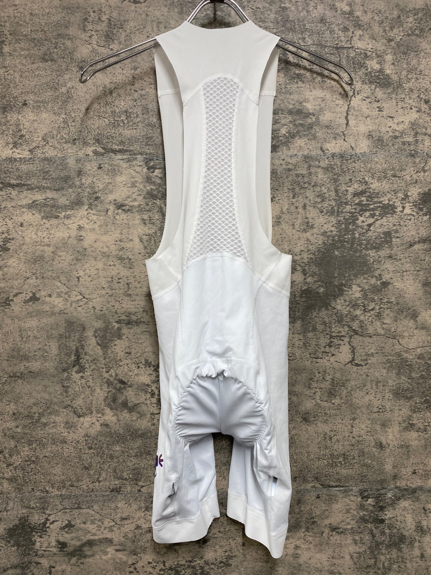 IY722 モントン MONTON ビブショーツ 白 S